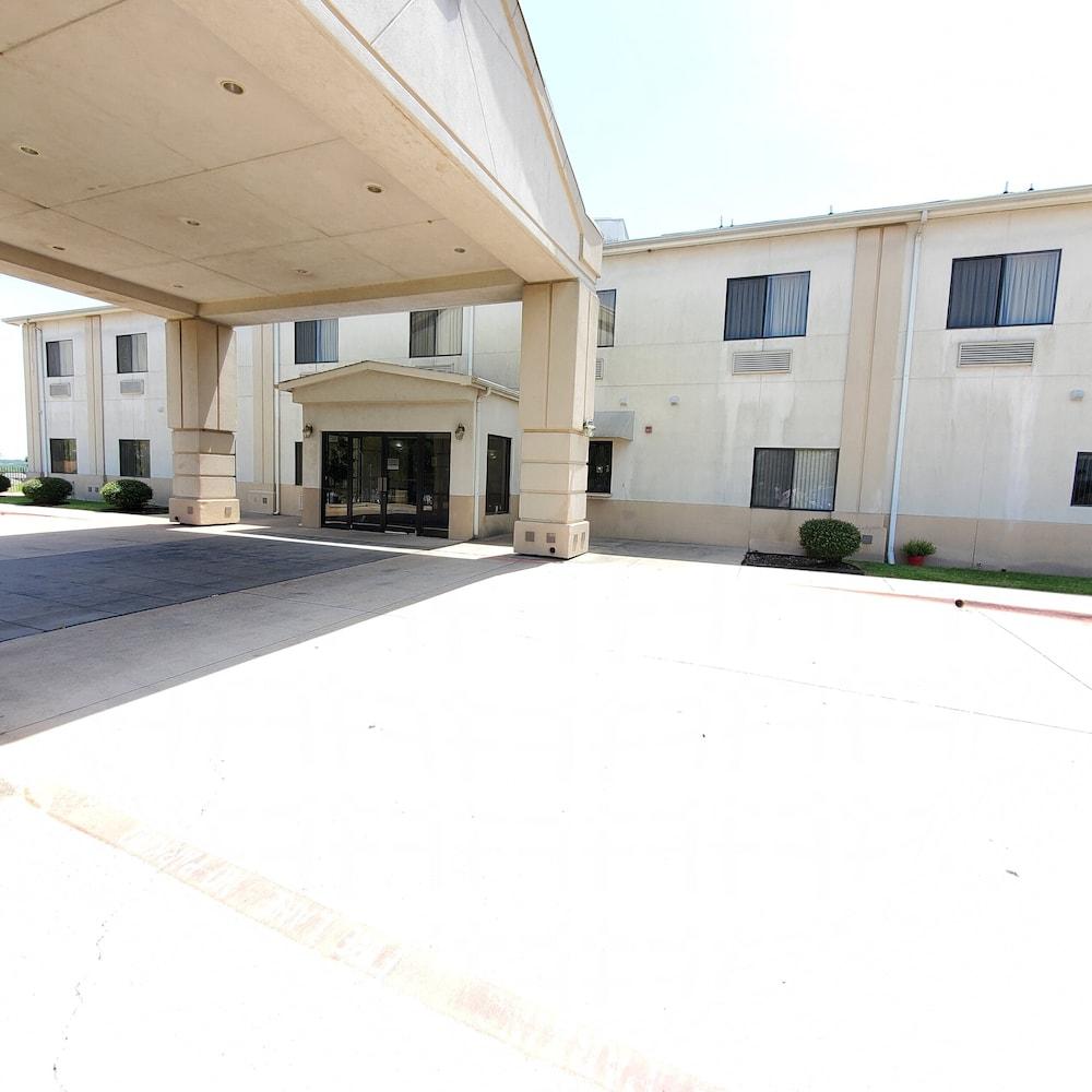 Econo Lodge Weatherford Exterior photo