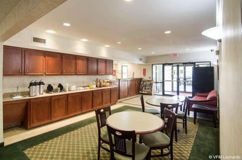 Econo Lodge Weatherford Exterior photo